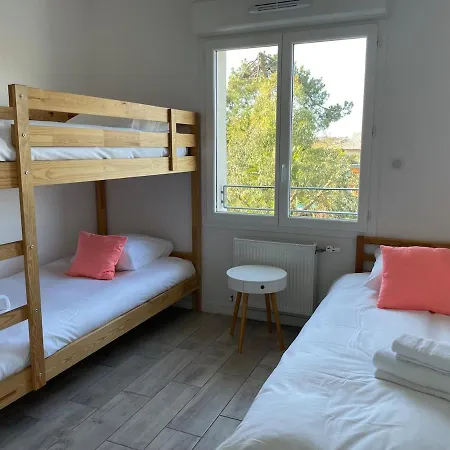 Lumineux 5 Personnes *